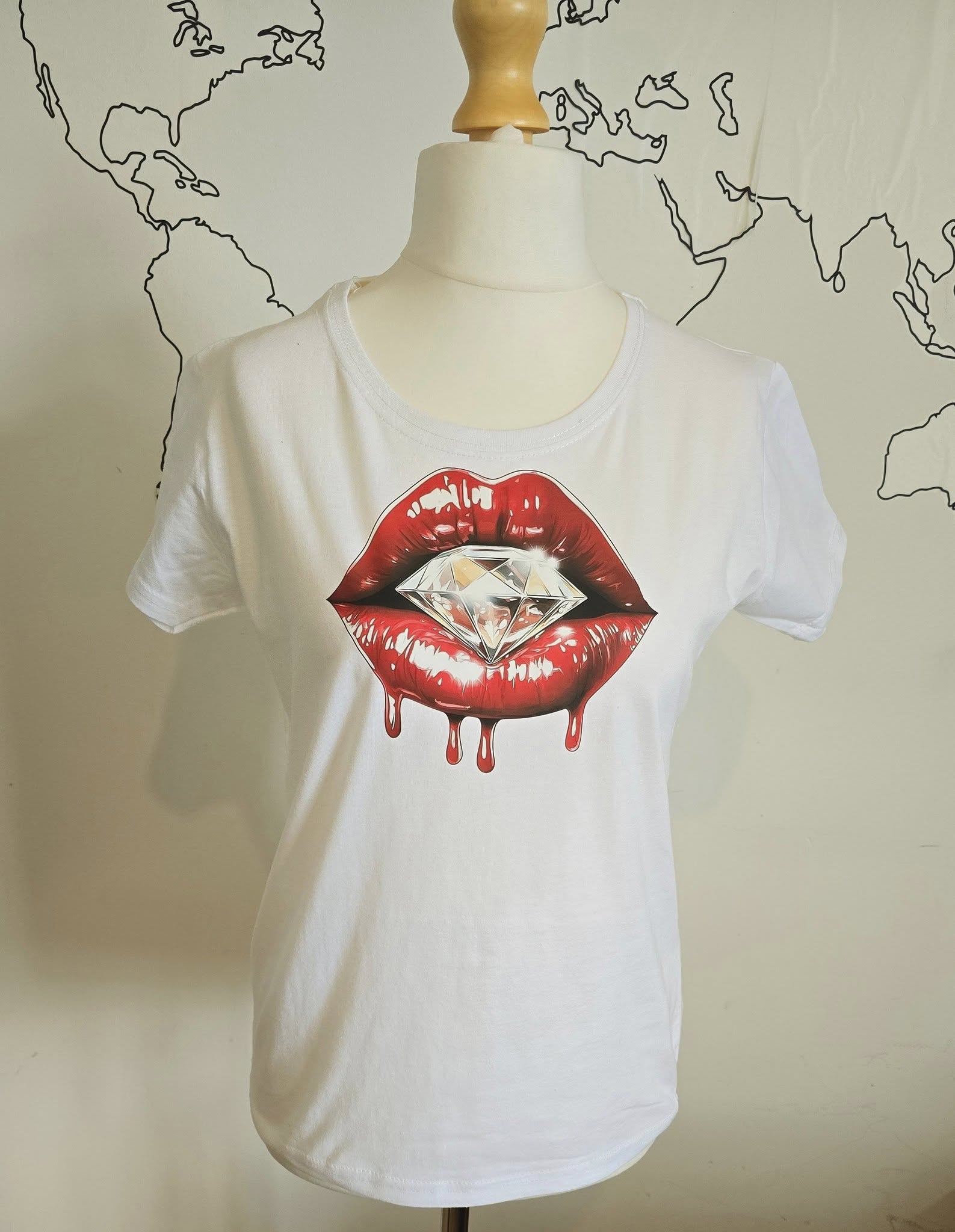 Women printed t-shirt size M