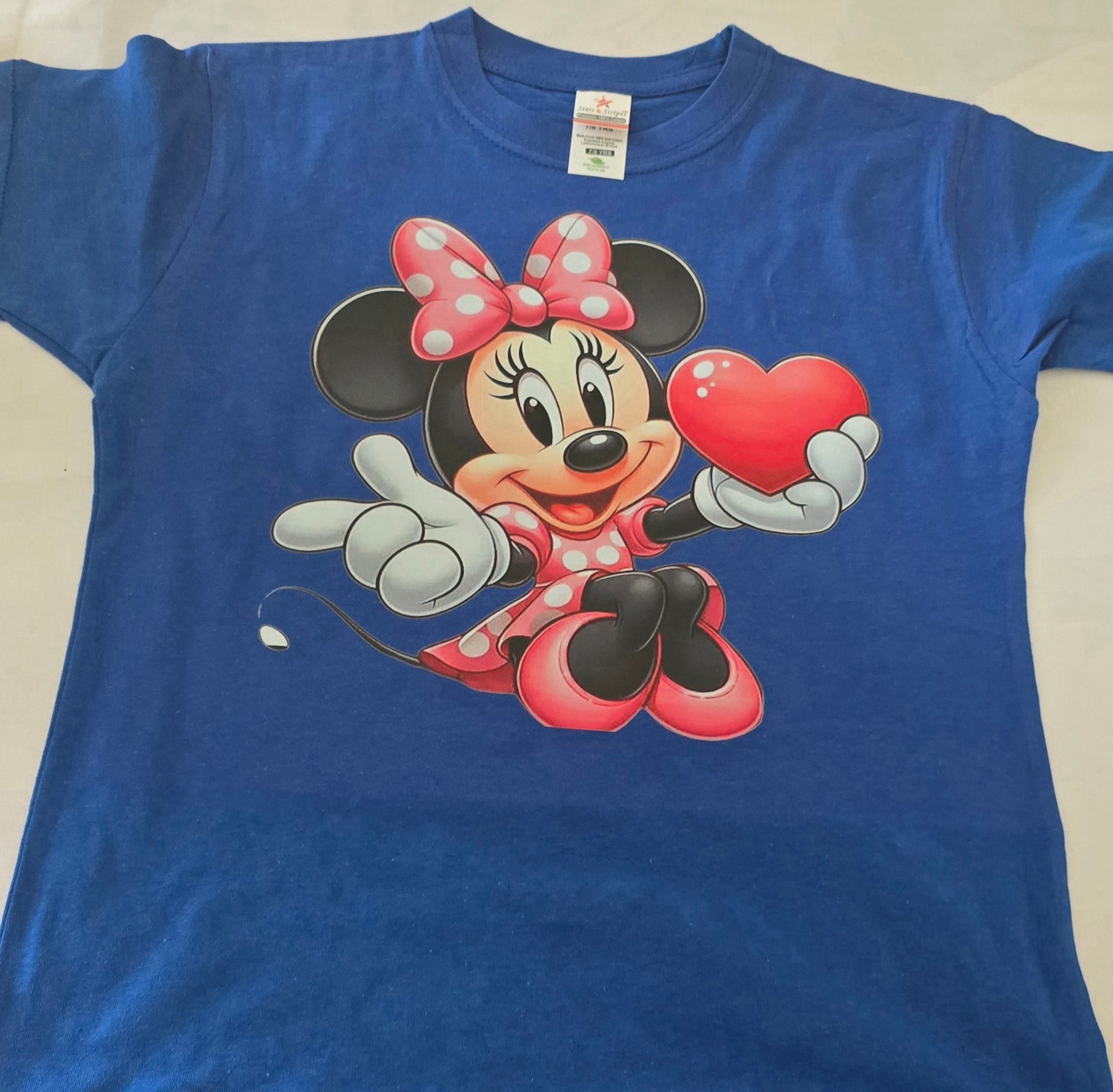 Kids t-shirt size 6-7 years